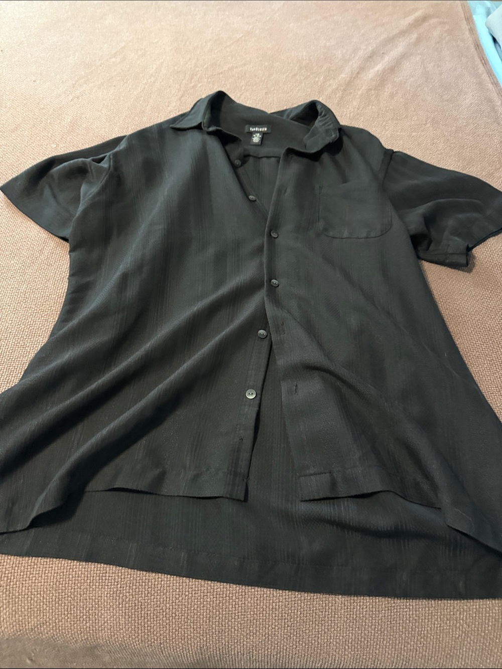 Van Heusen Black Short-Sleeve Button-Up Shirt with Chest Pocket